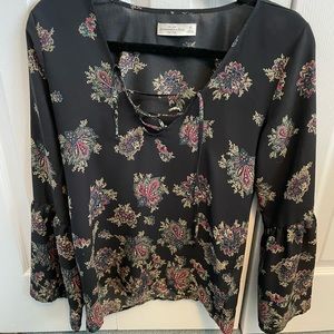 Abercrombie and Fitch top